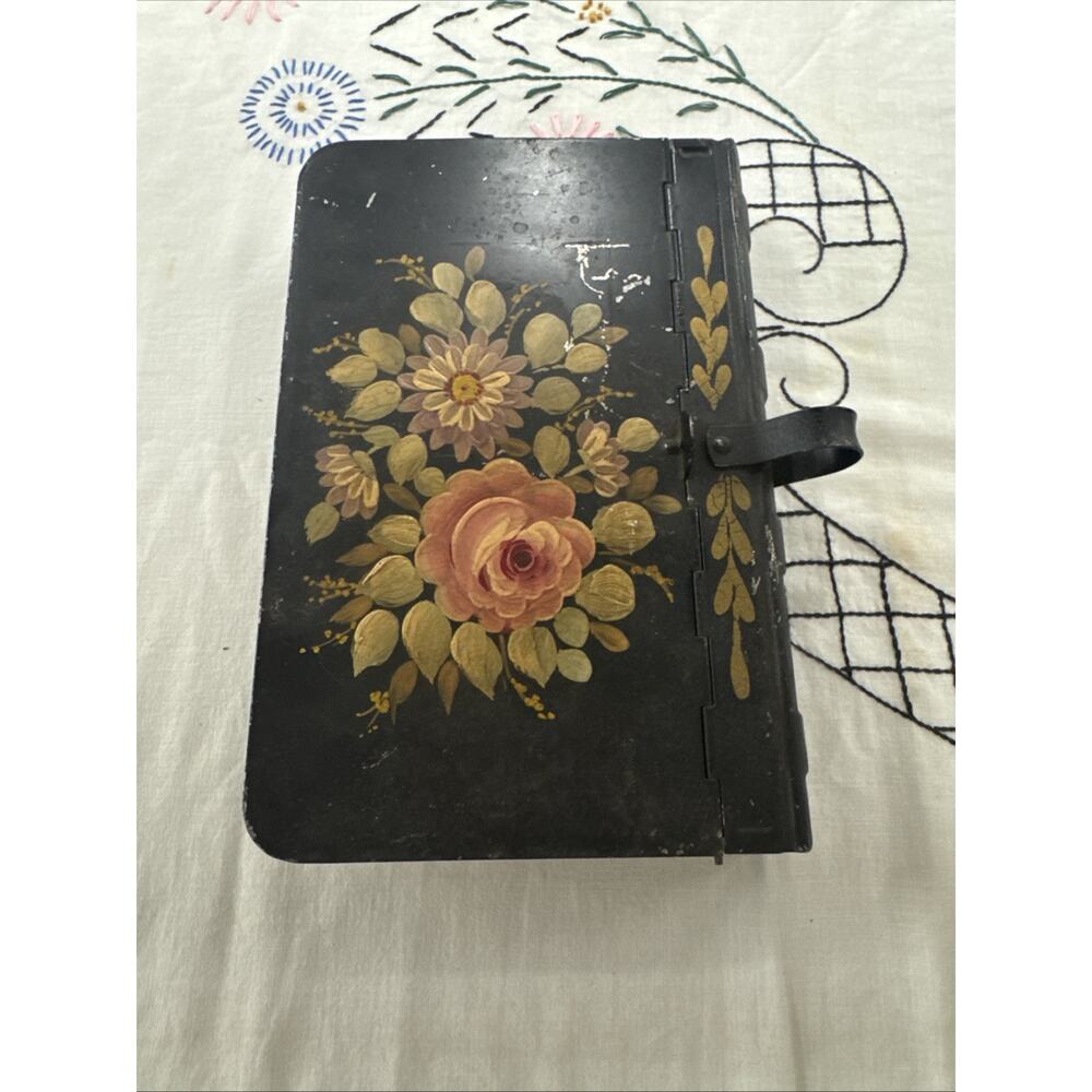 Vtg. Toleware Handpainted metal silent butler crumb catcher floral (book cover) - Picture 4 of 10